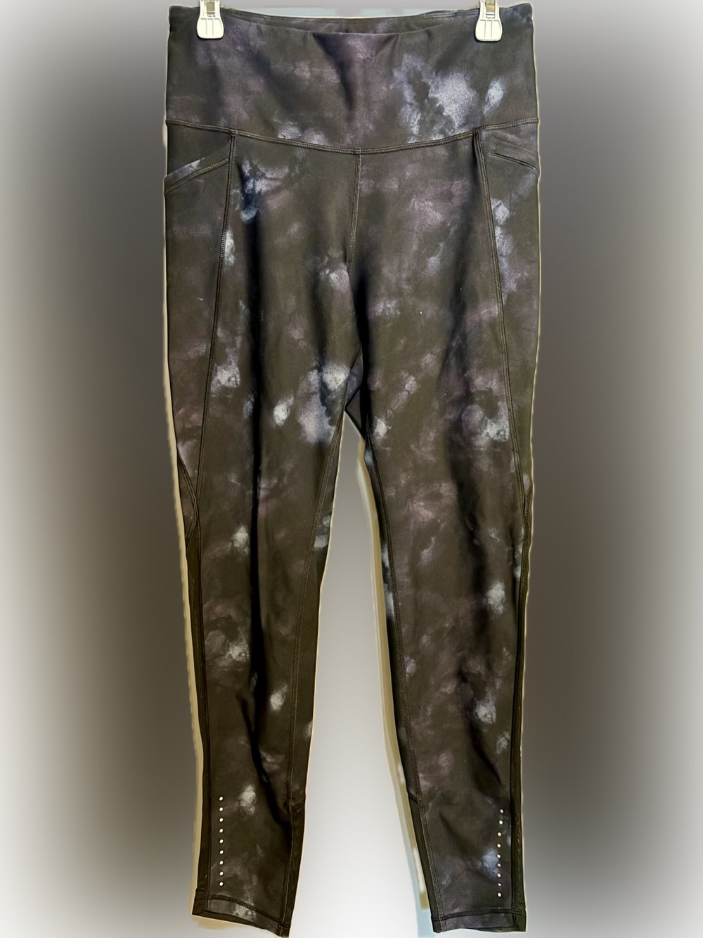 Old Navy Black Tie-Dye Leggings